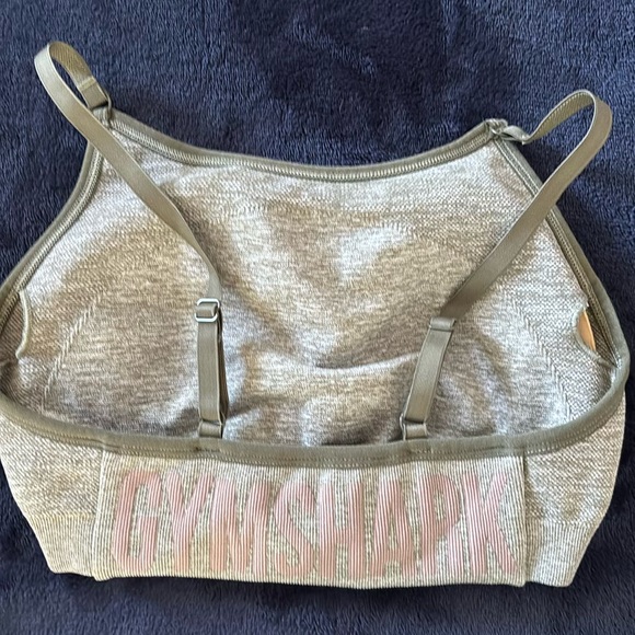 Gymshark Sports Bra and Leggings Set - Picture 4 of 10